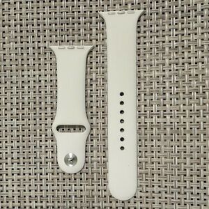 Apple Sports Band (Color - Starlight) 44mm